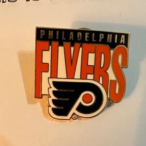 Philadelphia Flyers Logo Pin